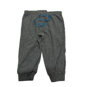 10/20$ Carter's baby grey pants with elephant size 6-9 months